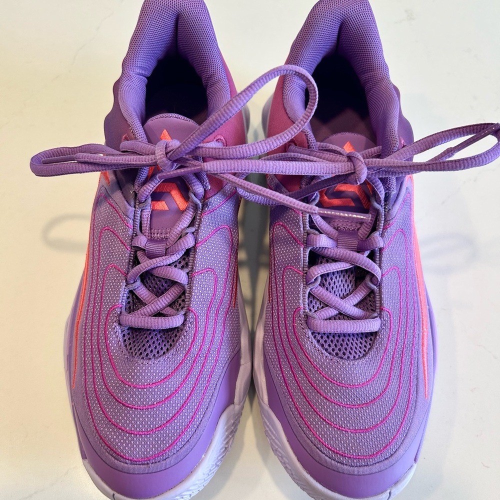 Youth Giannis Immortality 4 Basketball Shoes (Like New)